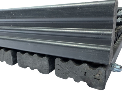 SZCZOTKA DO CZYSZCZENIA OBUWIA